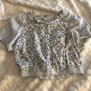 American Eagle Women's Blue and White Blouse